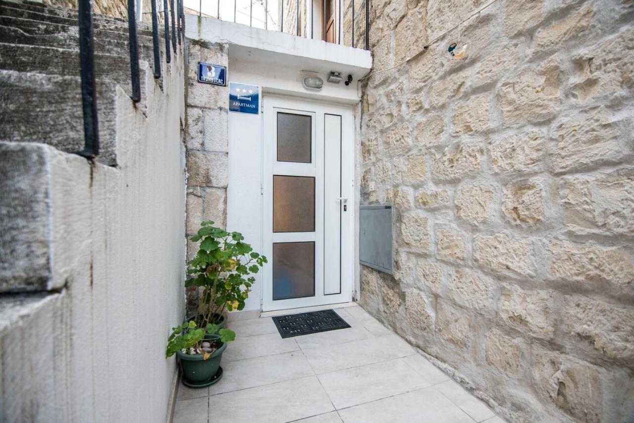 Apartment By Lux Split Exterior foto