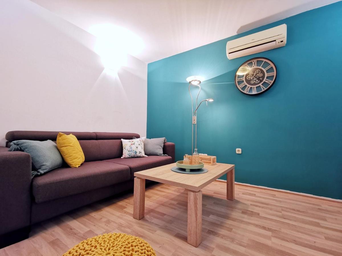Apartment By Lux Split Exterior foto