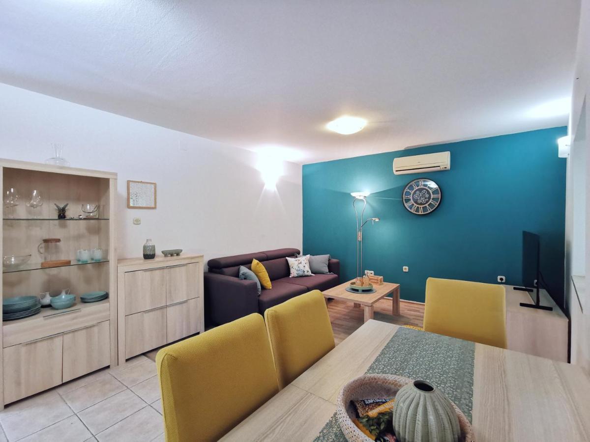 Apartment By Lux Split Exterior foto